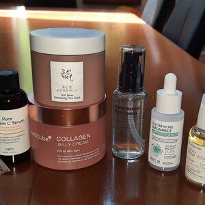 BRAND NEW !! Korean Skincare bundle #2 (never opened)